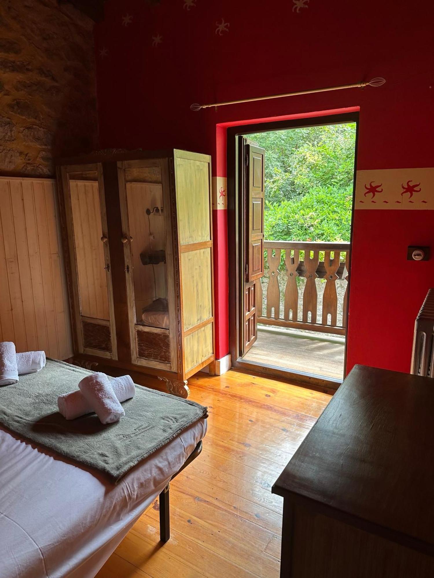La Casa De Chipi Lacavada La Cavada Esterno foto